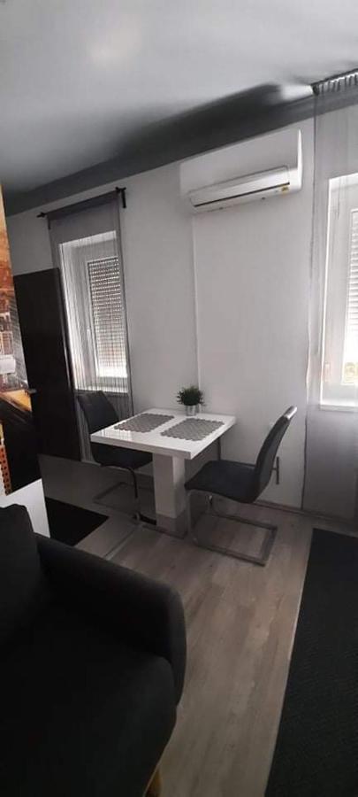 Merey Apartment Szeged Luaran gambar